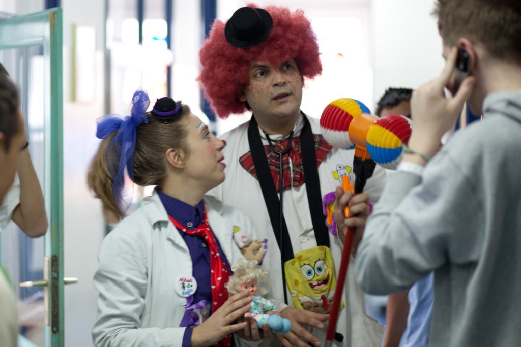 Doktori Klovnovi u akciji 2